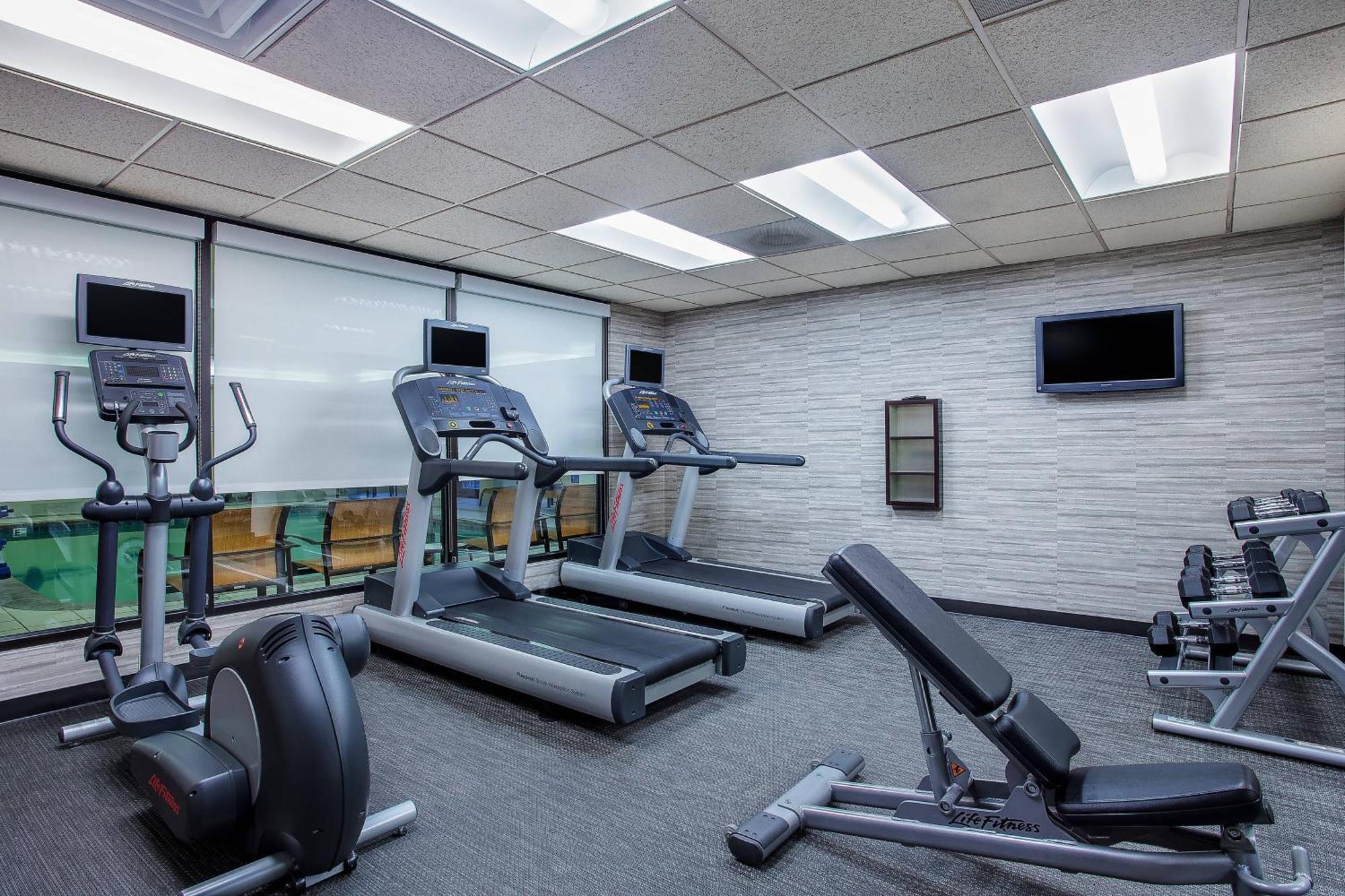 Courtyard Knoxville Cedar Bluff Ngoại thất bức ảnh