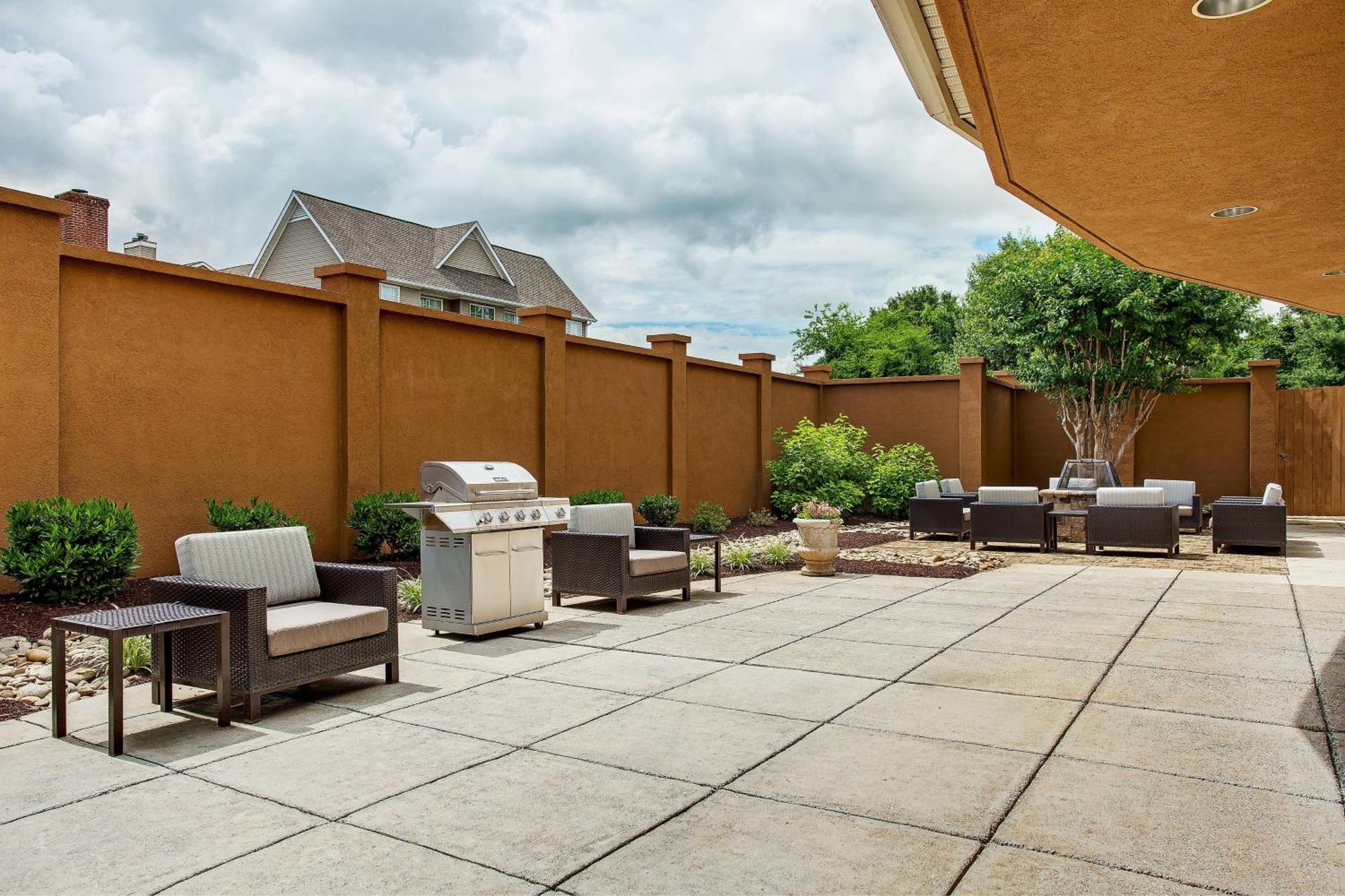 Courtyard Knoxville Cedar Bluff Ngoại thất bức ảnh